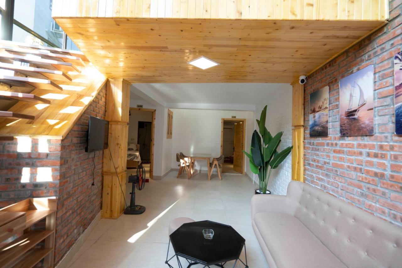 Private Room In Halong Center-Almor Homestay ฮาลอง ภายนอก รูปภาพ
